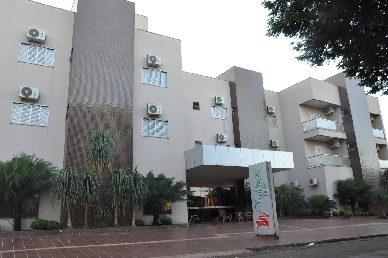 Hotel Valencia Dourados Exterior foto